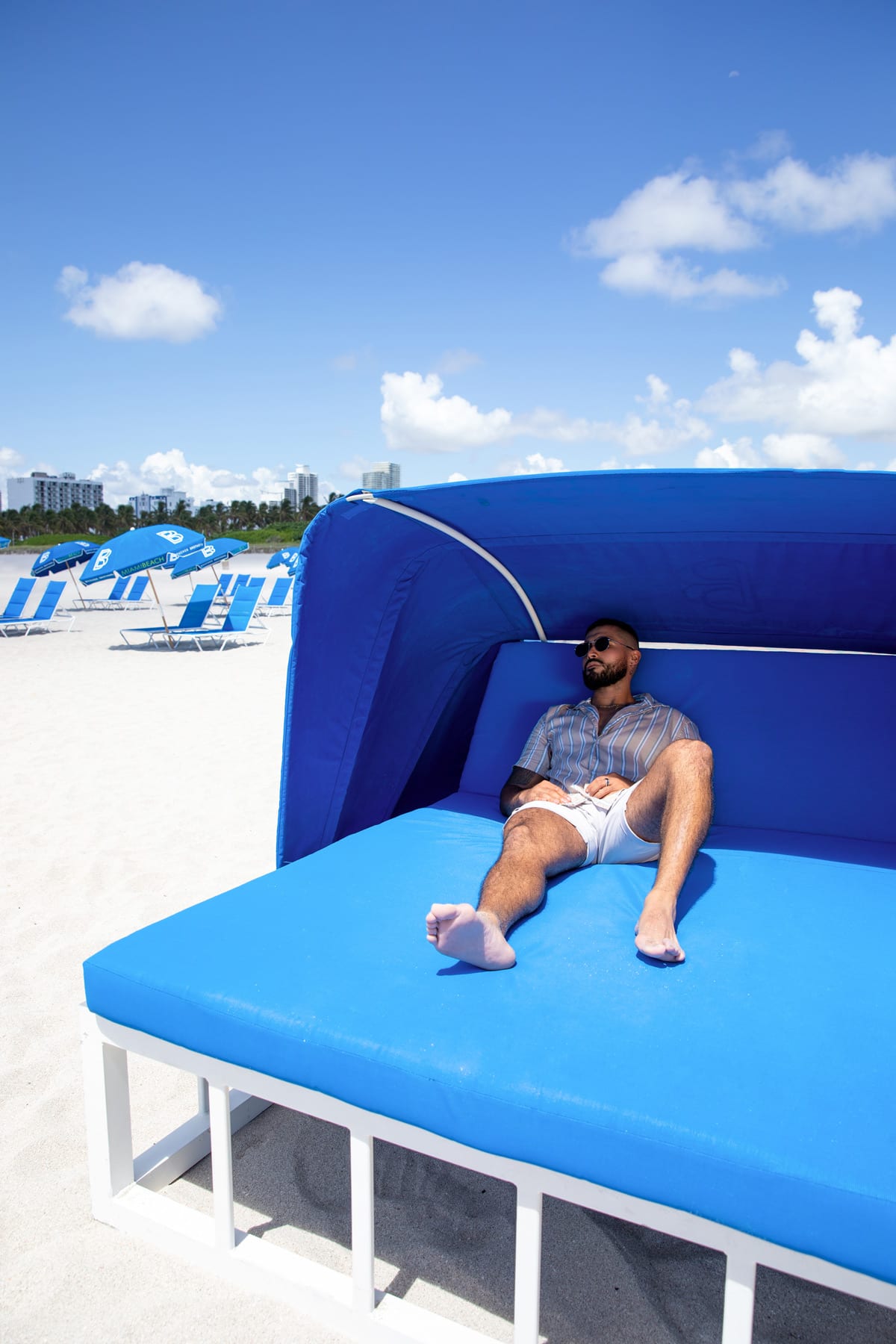 Queen-Sized Day Beds